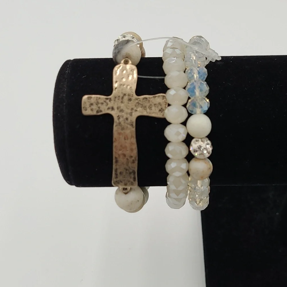 3 Strand‎ Cross / Bead Bracelet